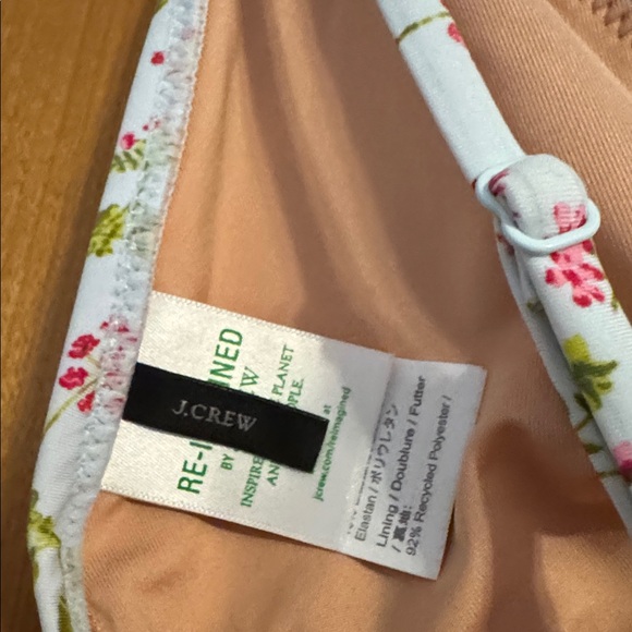 Plunge one-piece in cloud meadow floral - Picture 5 of 7